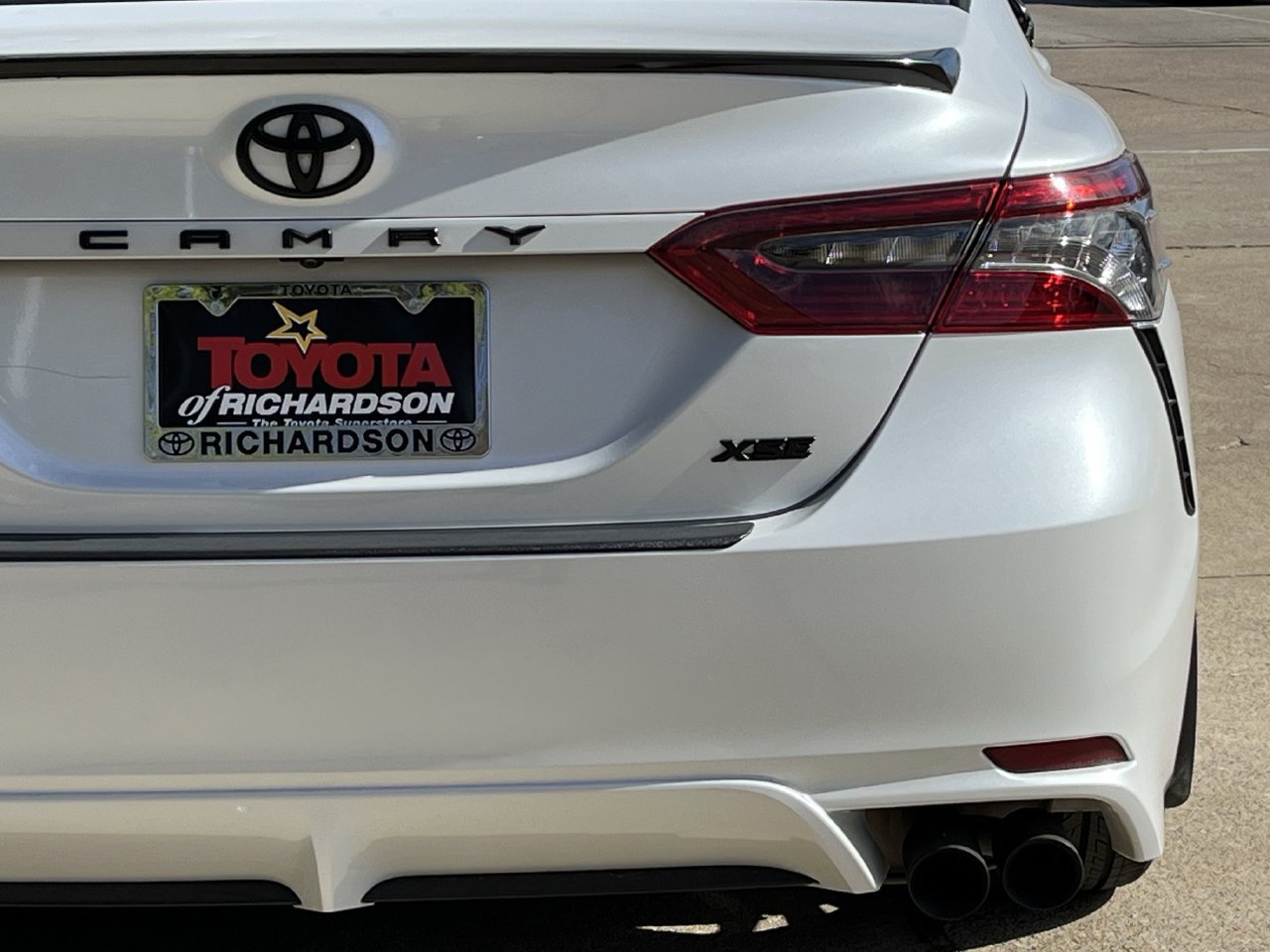 Used 2023 Toyota Camry XSE FWD image 6