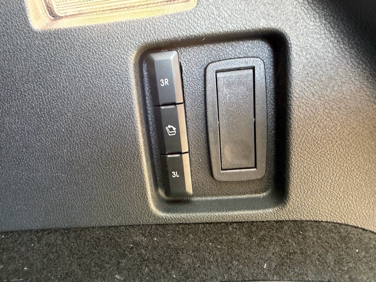 New 2026 Lincoln Aviator Reserve AWD/4WD image 18