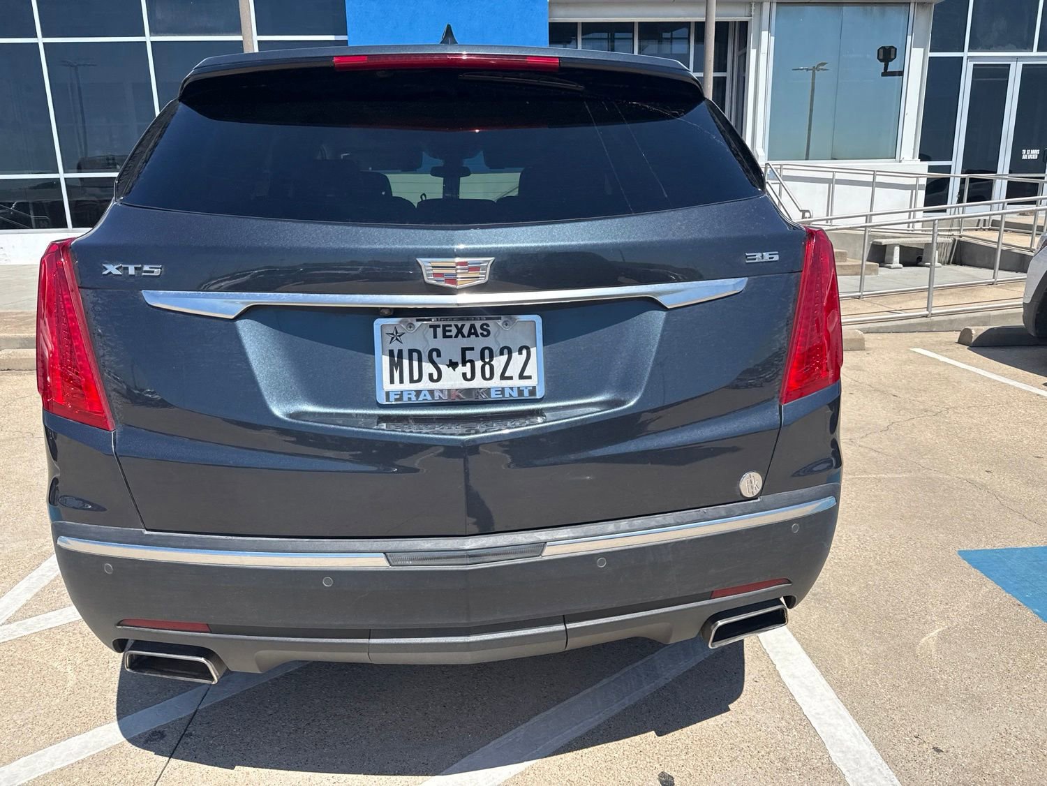 Used 2019 Cadillac XT5 Luxury FWD image 6