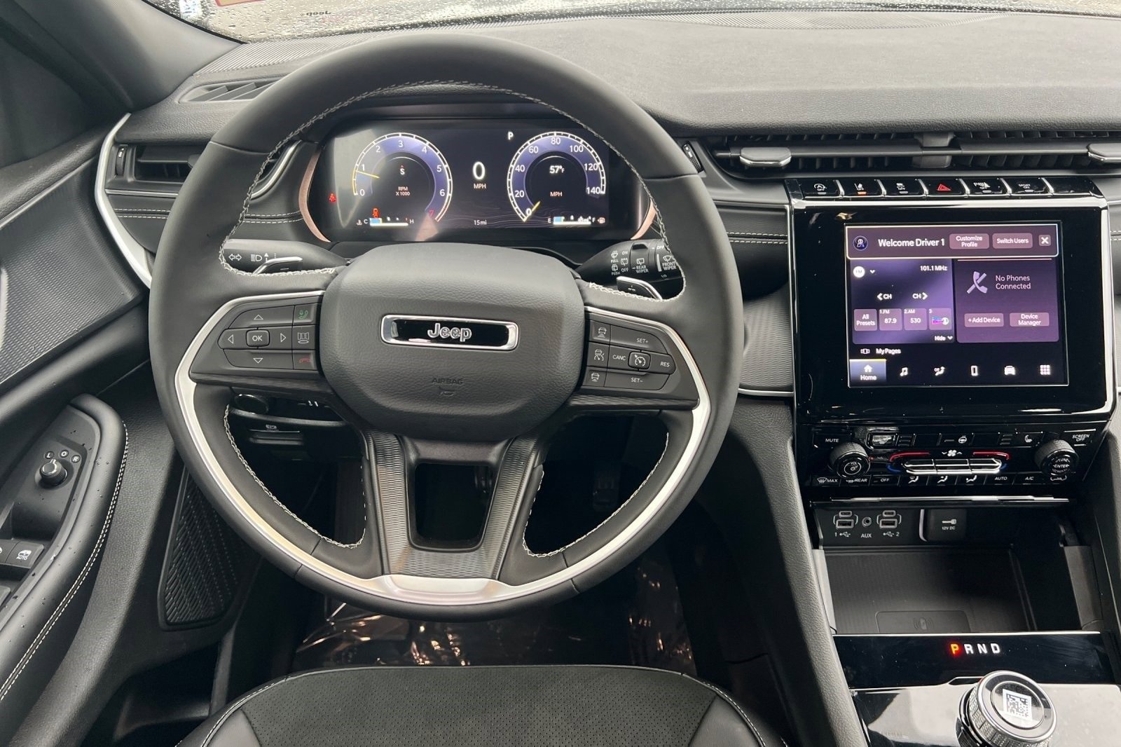 New 2025 Jeep Grand Cherokee L Altitude image 14