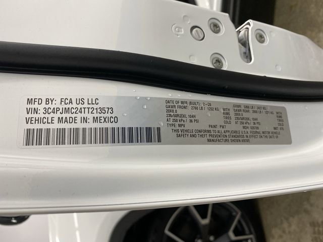 New 2026 Jeep Cherokee Overland w/ Trailer Tow Group image 42