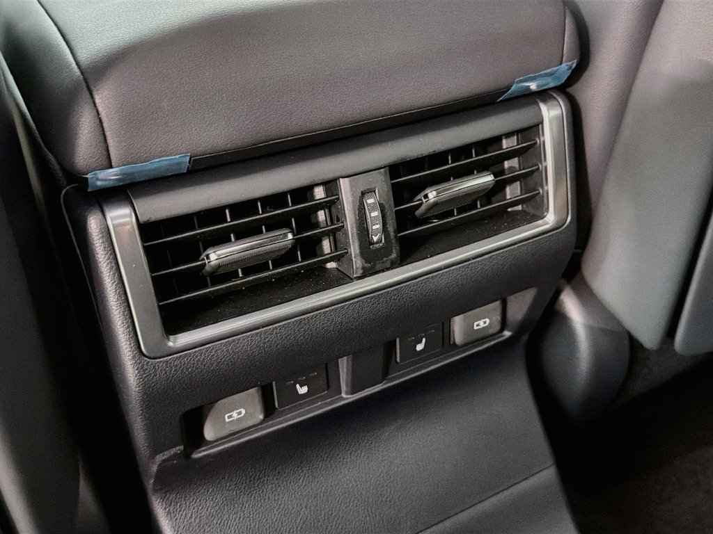 Used 2026 Lexus GX 550 w/ Accessory Package (CT) AWD/4WD image 27