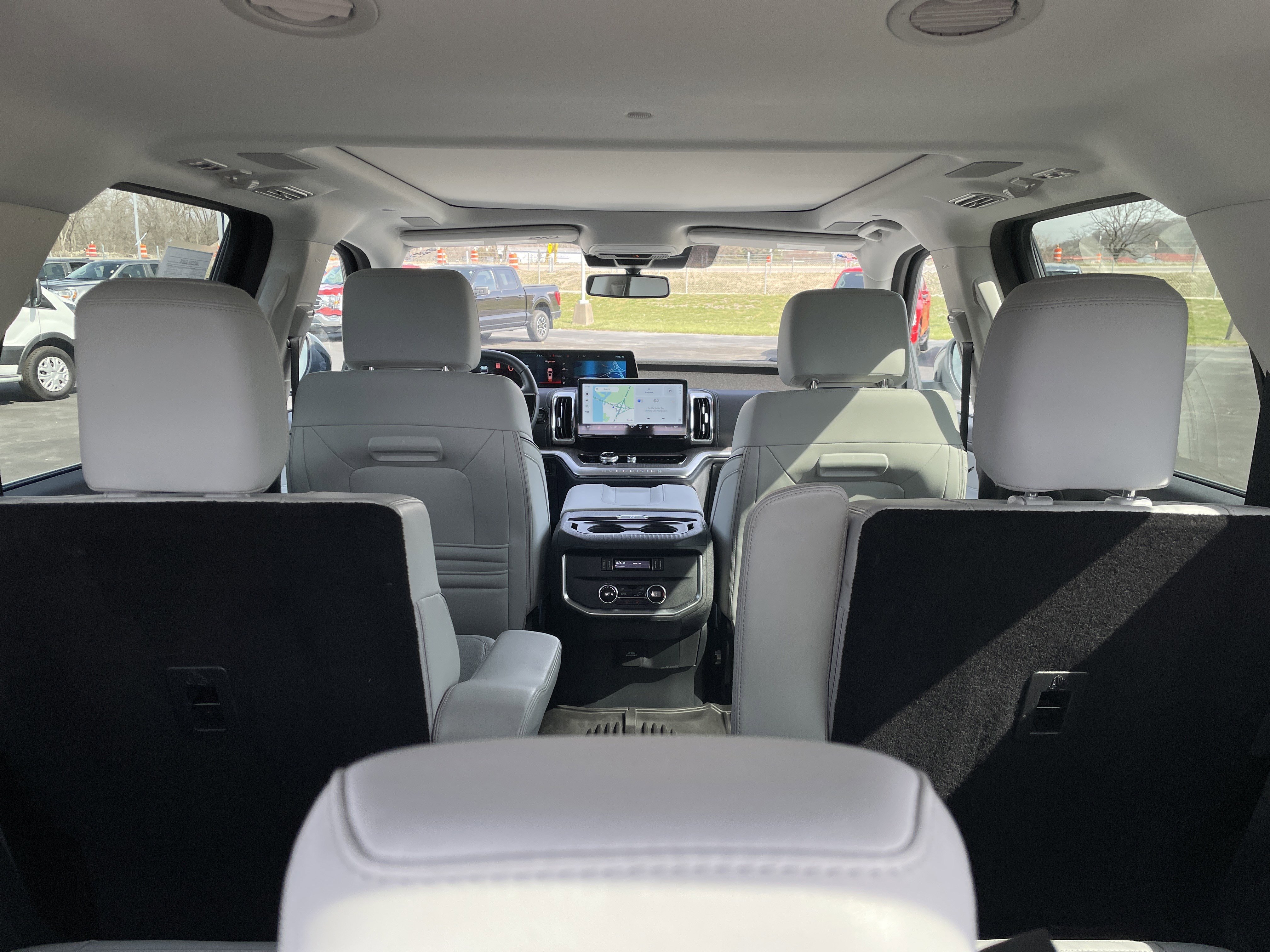 Used 2025 Ford Expedition Platinum w/ Platinum Ultimate Package image 23