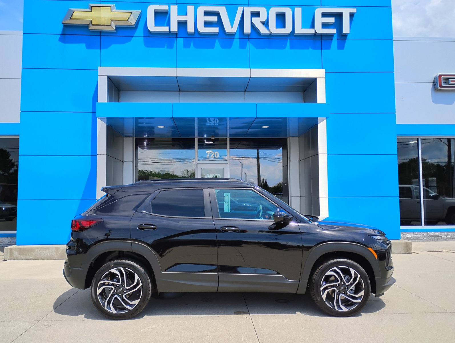 New 2026 Chevrolet TrailBlazer RS w/ Convenience Package AWD/4WD image 5