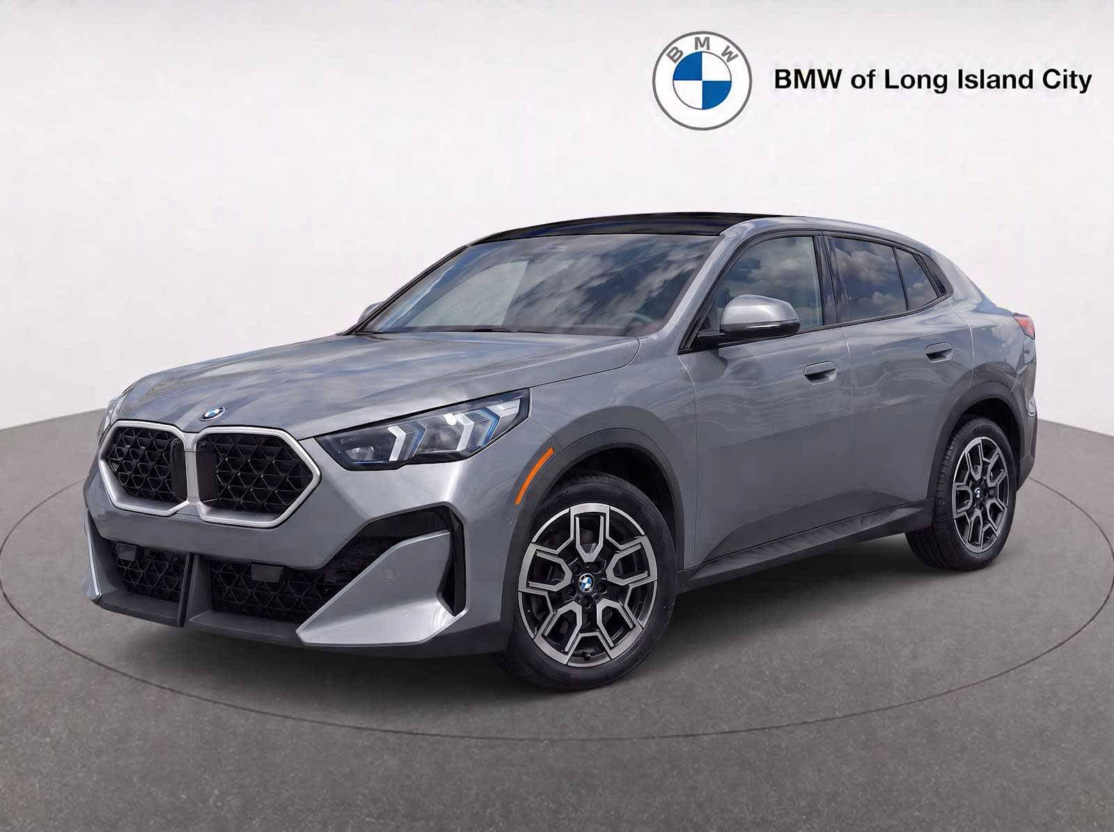 New 2026 BMW X2 xDrive28i w/ Technology Package AWD/4WD image 3