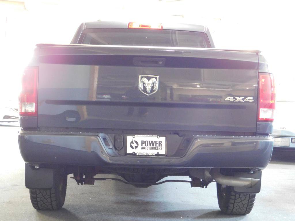 Used 2016 RAM 1500 Express AWD/4WD image 7