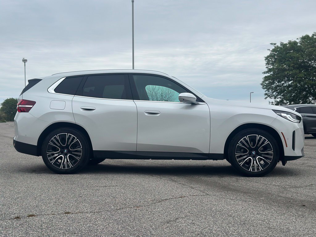 New 2026 BMW X3 xDrive30i w/ Premium Package AWD/4WD image 8