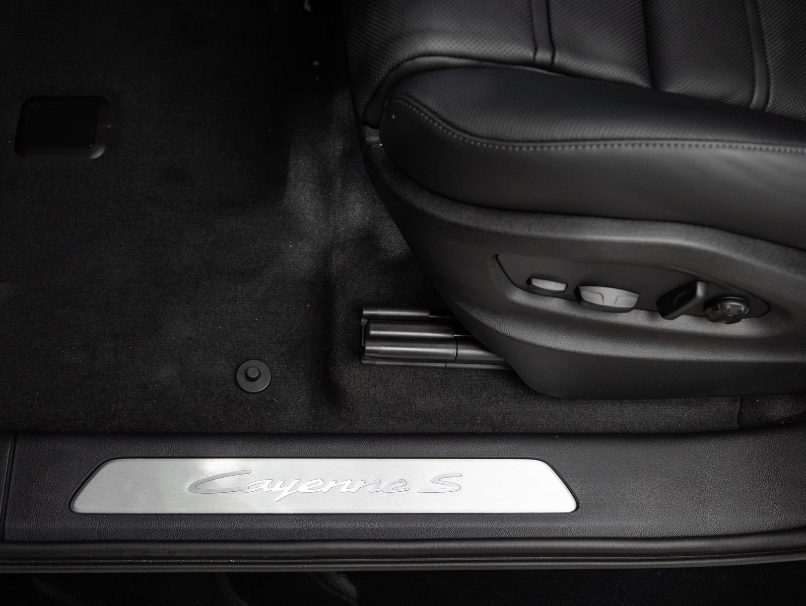 New 2026 Porsche Cayenne S AWD/4WD image 22