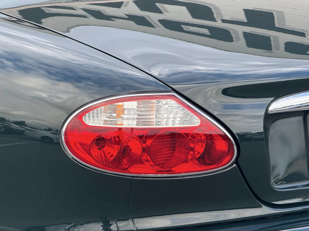 Used 2001 Jaguar XK8 Convertible RWD image 23