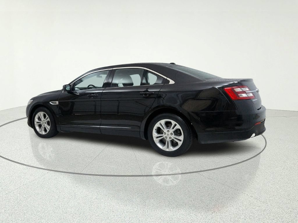 Used 2013 Ford Taurus SEL FWD image 4