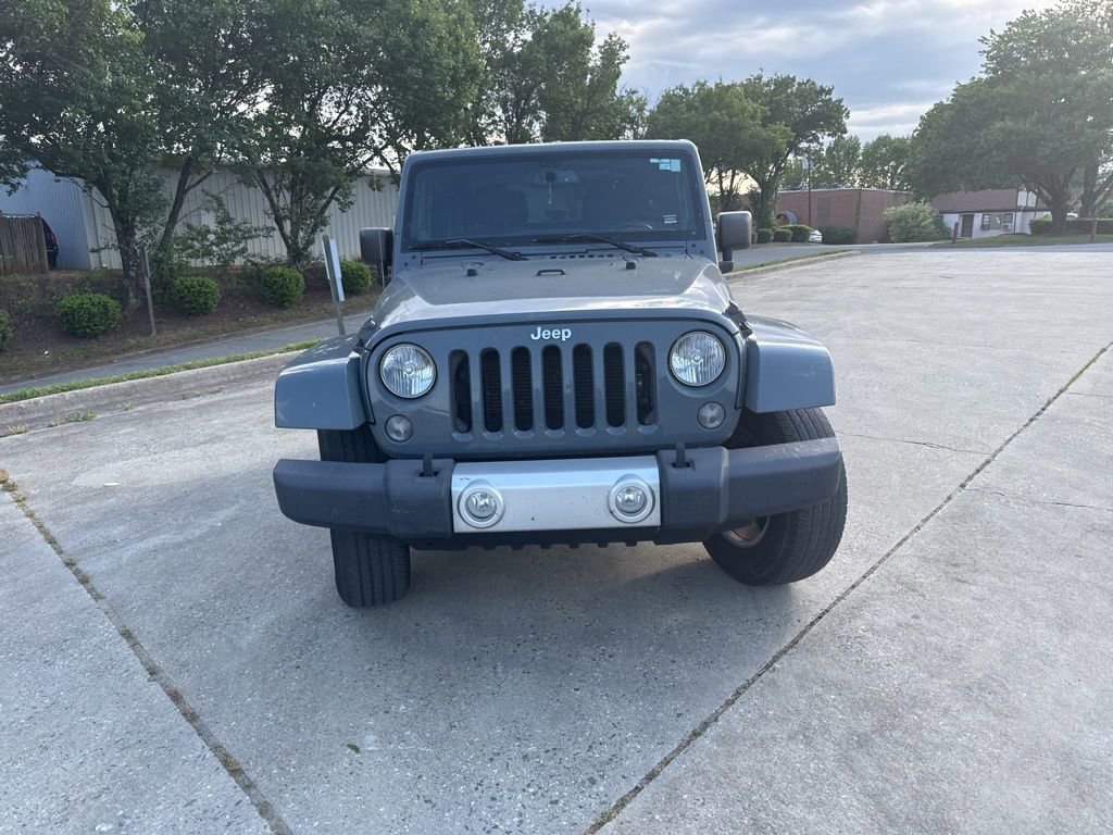 Used 2014 Jeep Wrangler Sahara w/ Connectivity Group AWD/4WD image 2