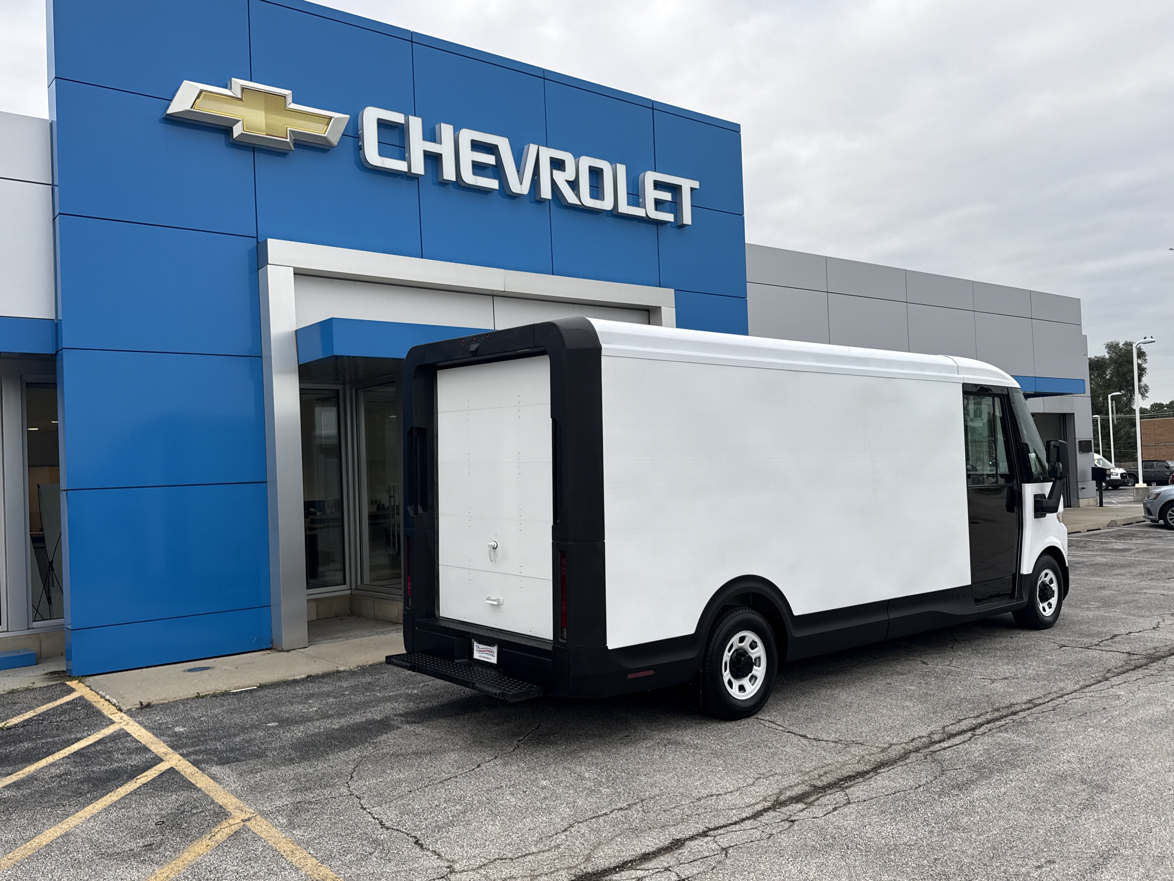 Certified 2024 Chevrolet Brightdrop 600 w/ Battery Pack, Max Range AWD/4WD image 11
