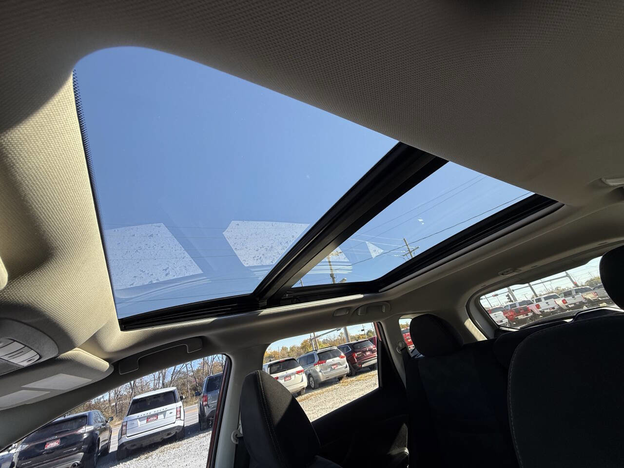 Used 2014 Nissan Rogue SV w/ SV Premium Package image 21