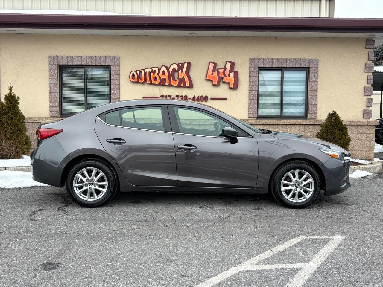 Used 2018 MAZDA MAZDA3 Sport w/ Preferred Equipment Package FWD image 34