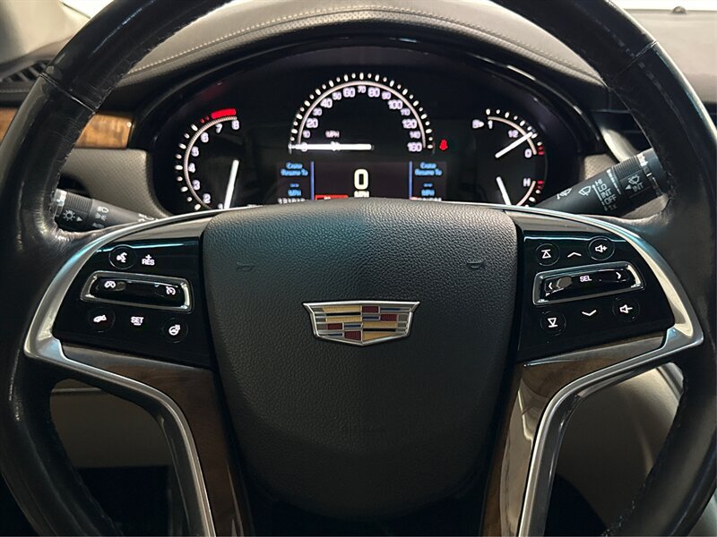 Used 2018 Cadillac XTS Luxury FWD image 15