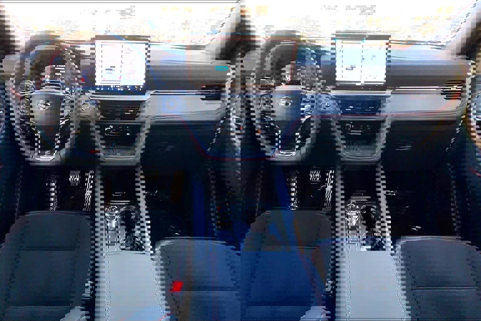 Certified 2025 Ford Explorer ST w/ Sun And Sound Package image 15