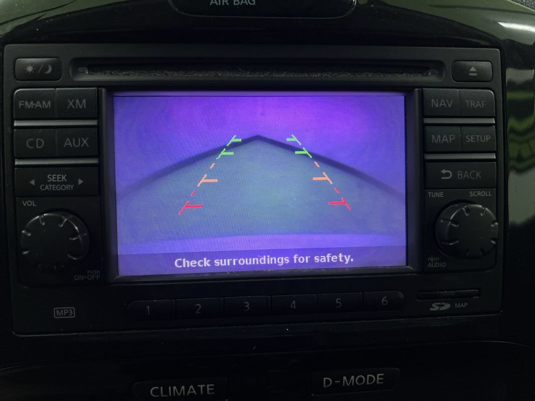 Used 2014 Nissan Juke SL AWD/4WD image 16