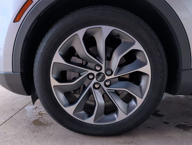 Used 2023 Lincoln Nautilus Reserve AWD/4WD image 26