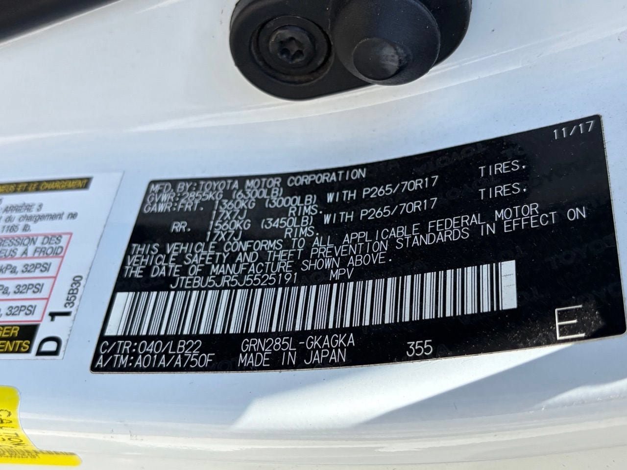 Used 2018 Toyota 4Runner SR5 Premium AWD/4WD image 15