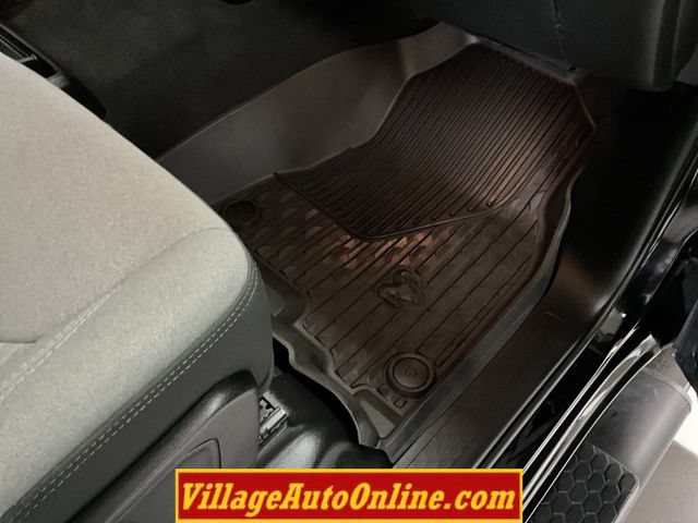 Used 2022 RAM 1500 Big Horn AWD/4WD image 46