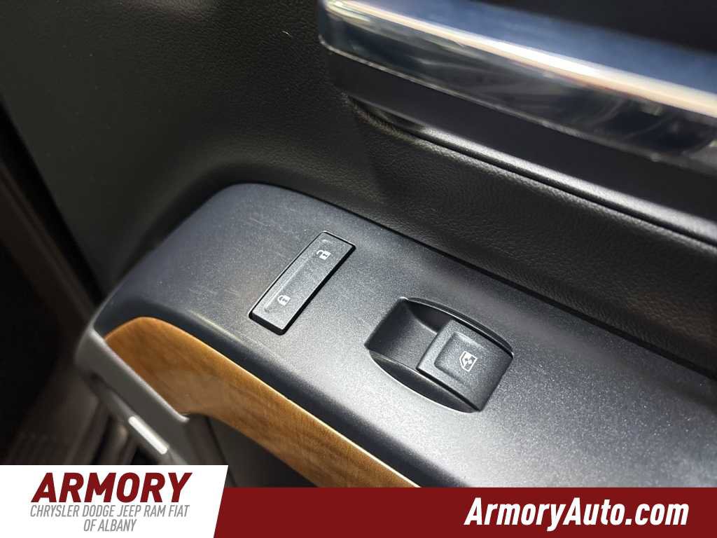 Used 2018 Chevrolet Silverado 1500 LTZ w/ LTZ Plus Package image 37