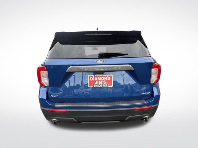 Used 2021 Ford Explorer XLT w/ Equipment Group 202A AWD/4WD image 4