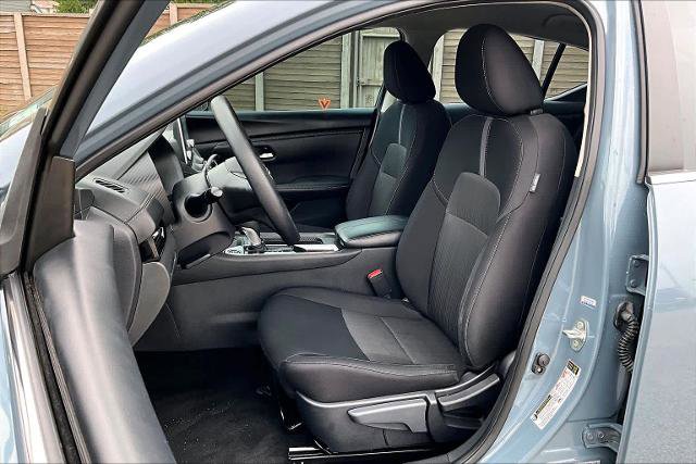 Certified 2025 Nissan Sentra SV FWD image 8