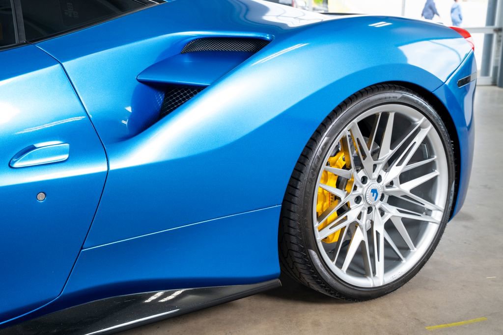 Used 2019 Ferrari 488 GTB image 23