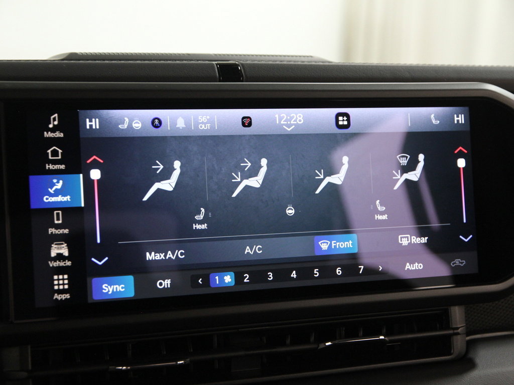 Used 2025 Jeep Gladiator Mojave w/ Convenience Group image 11