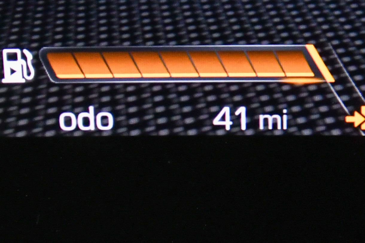 Certified 2024 Ferrari Roma Spider image 17