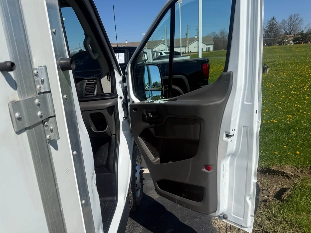 Used 2022 Ford Transit 350 DRW RWD image 44