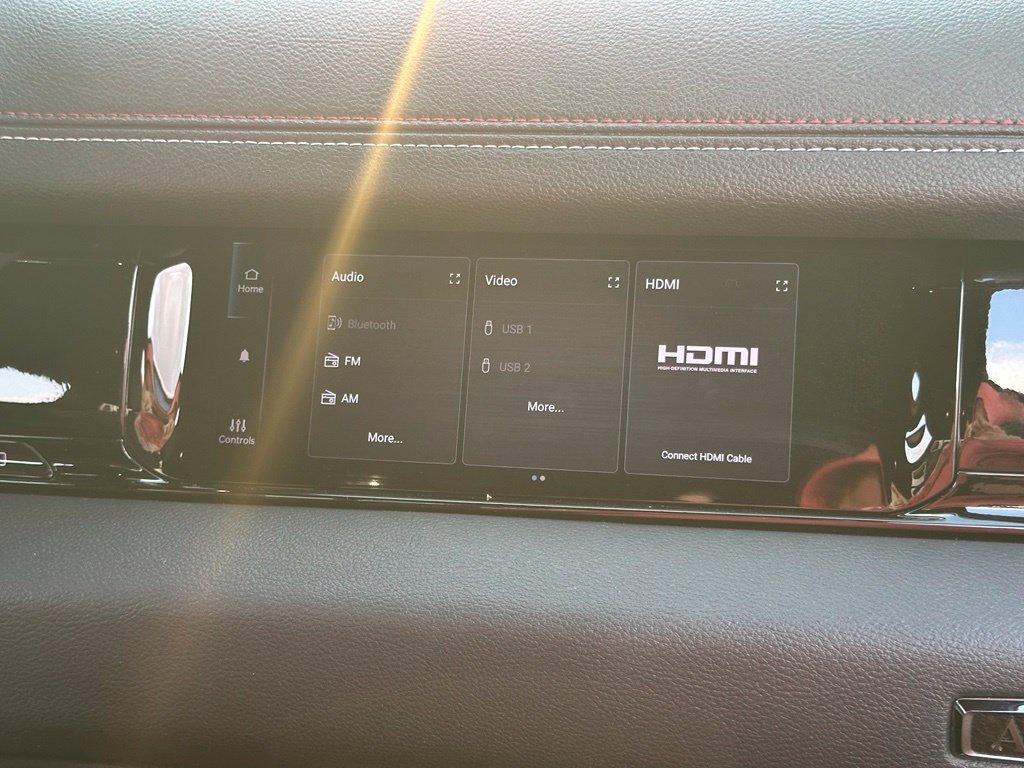 New 2026 RAM 1500 Laramie AWD/4WD image 36