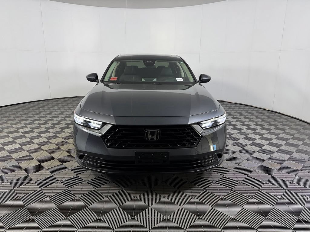 Used 2024 Honda Accord EX video 3