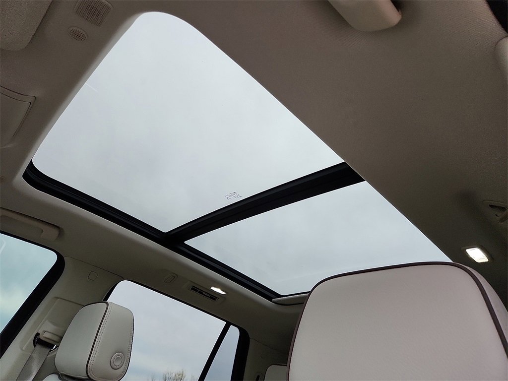 Used 2023 GMC Yukon Denali image 20