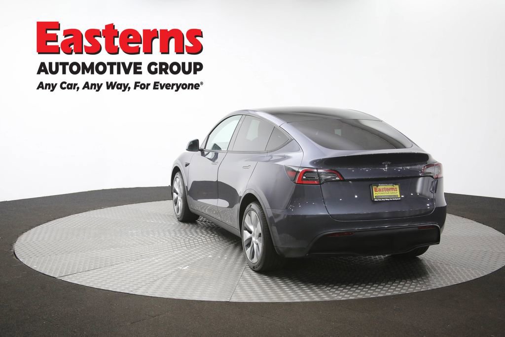 Used 2021 Tesla Model Y Long Range AWD/4WD image 32