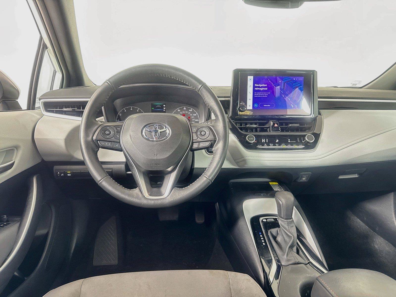 Used 2024 Toyota Corolla SE w/ SE Premium Package FWD image 22