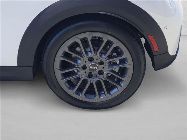 New 2027 MINI Cooper 2-Door Hardtop FWD image 10