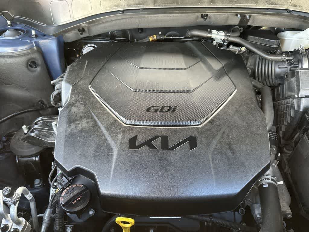 Used 2023 Kia Telluride EX w/ EX Captain's Chair Package FWD image 12