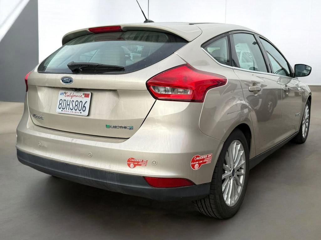 Used 2017 Ford Focus Electric Hatchback image 14