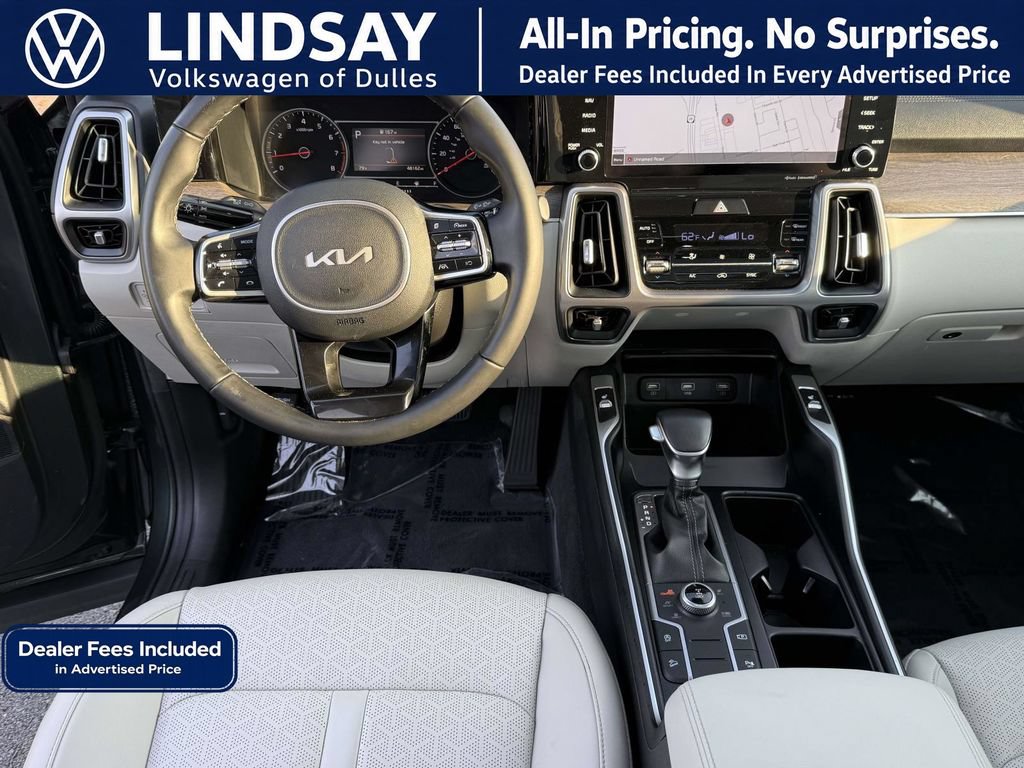 Used 2022 Kia Sorento S w/ Panoramic Sunroof Package AWD/4WD image 11