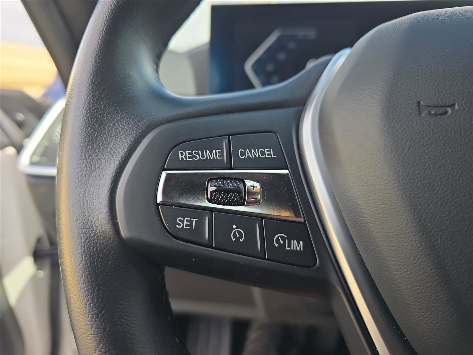 Used 2023 BMW i4 eDrive40 image 24