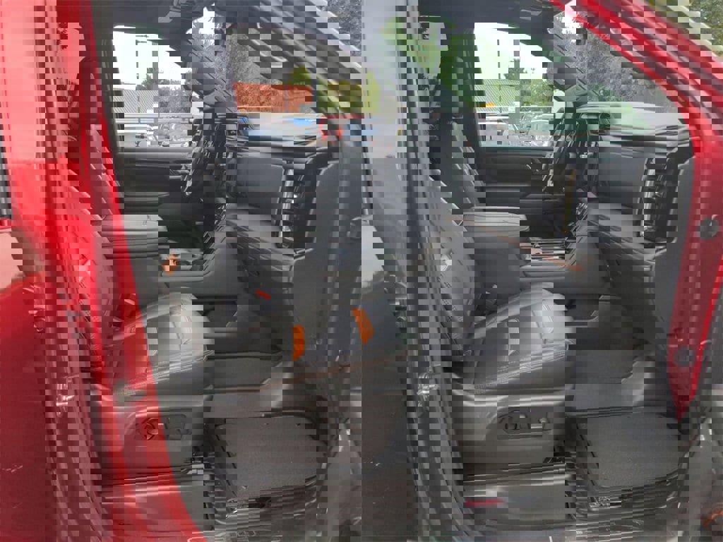 Certified 2024 GMC Sierra 2500 AT4 w/ AT4 Premium Plus Package image 28