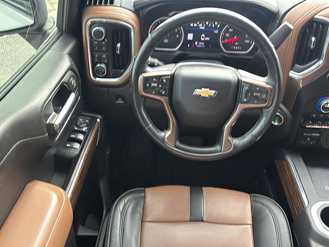 Used 2019 Chevrolet Silverado 1500 High Country w/ Technology Package image 18