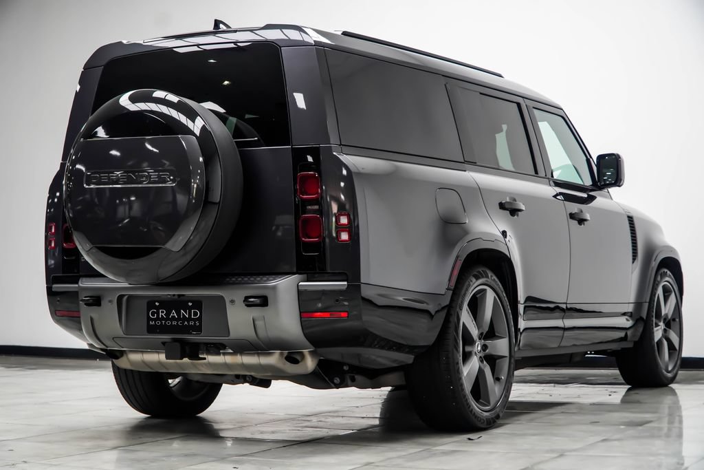 Used 2024 Land Rover Defender 130 Outbound AWD/4WD image 13
