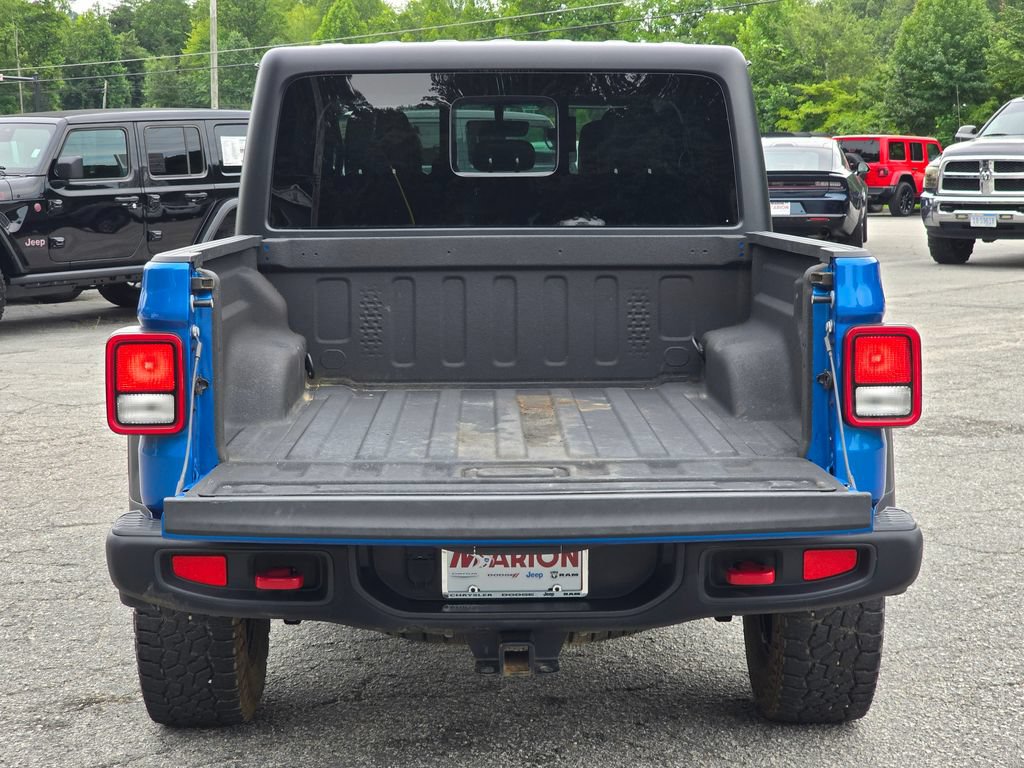 Used 2023 Jeep Gladiator Rubicon w/ Cold Weather Group AWD/4WD image 11