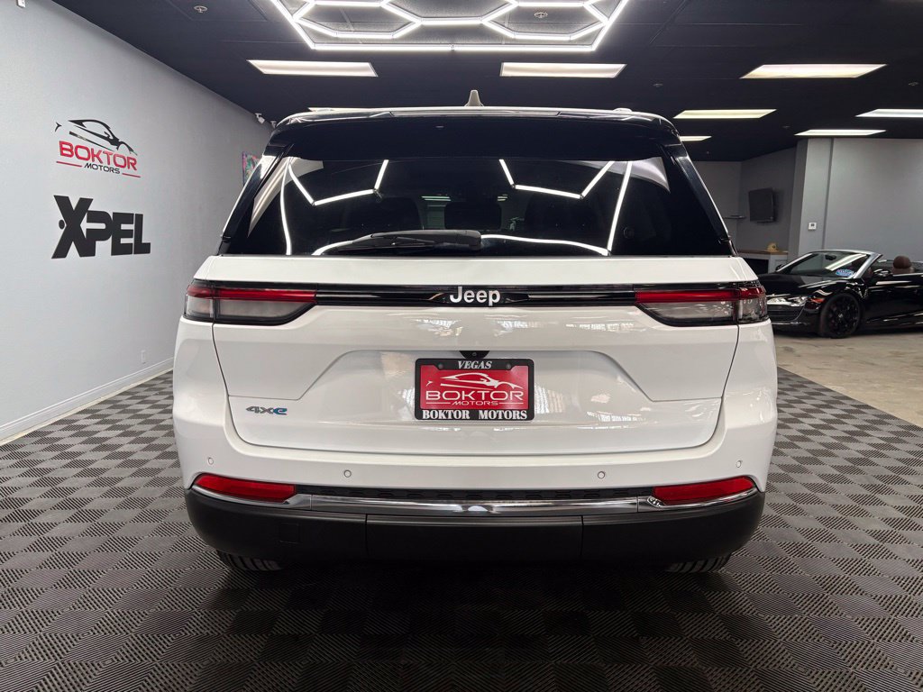 Used 2022 Jeep Grand Cherokee Limited 4xe AWD/4WD image 11