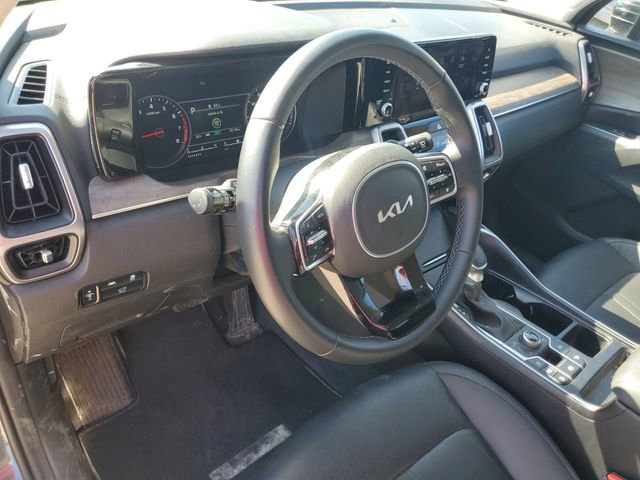 Used 2023 Kia Sorento X-Line EX image 17