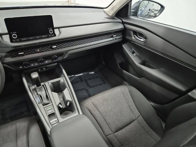 Certified 2024 Honda Accord EX image 12