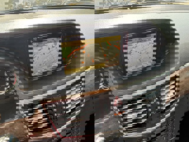 Used 2011 Mercedes-Benz E 350 Luxury image 17