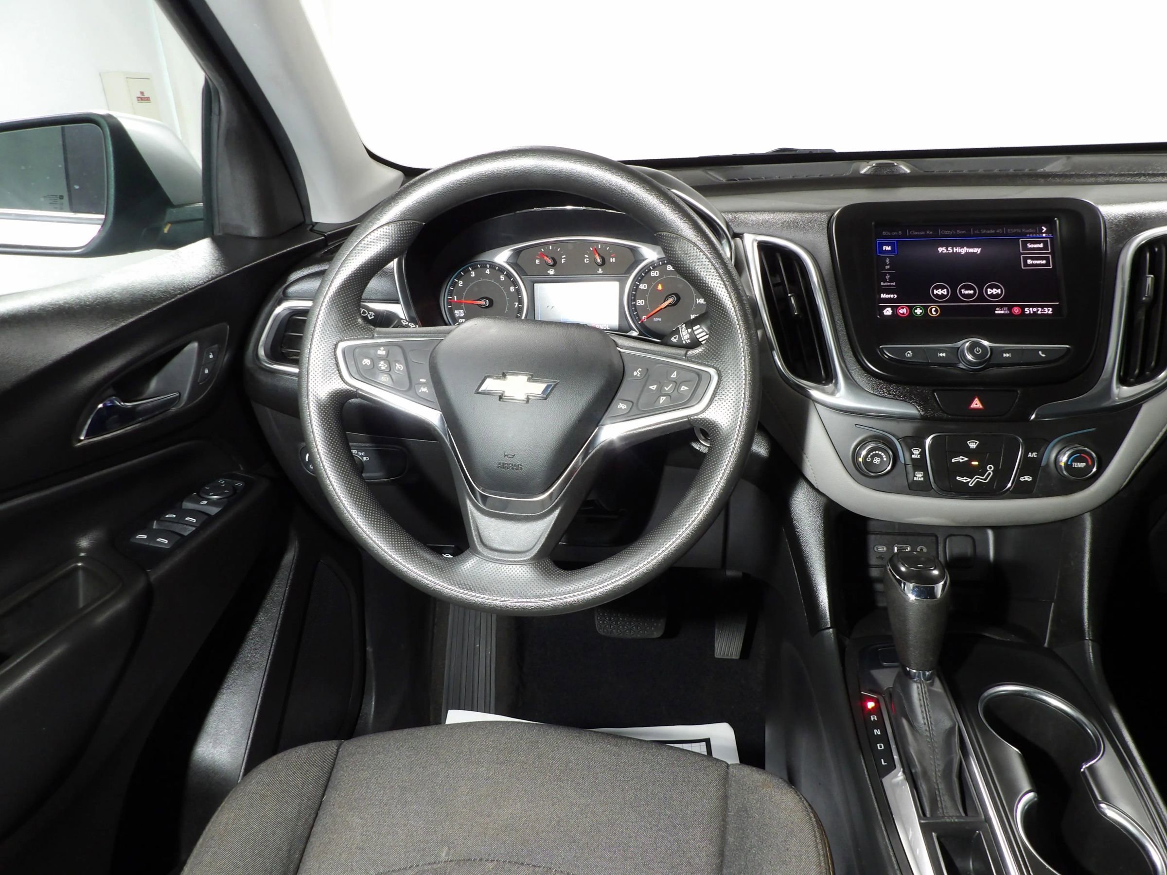 Used 2021 Chevrolet Equinox LT AWD/4WD image 12